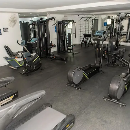Apartamento de alto padrão em Pitangueiras, no Capitania Varam, 50mts da praia!-2